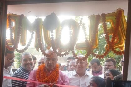 IMG 20230415 WA0027 रूपसपुर में विधायक ने किया स्वास्थ्य उपकेंद्र के नए भवन का उद्घाटन