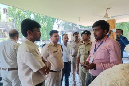 IMG 20230609 WA0011 डीएम एवं एसएसपी ने मतदान केंद्रों का किया निरीक्षण, मतदाताओं से मिलकर लिया फीडबैक