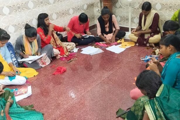 20230805 224633 एकल अभियान ग्रामोत्थान फाउंडेशन वूमेन इंपावरमेंट केंद्र में सिलाई प्रशिक्षण का परीक्षा सम्पन्न