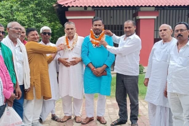 20230813 220735 राजद के नवमनोनित जिला उपाध्यक्ष का टिकारी डाकबंगला प्रांगण में हुआ अभिनंदन