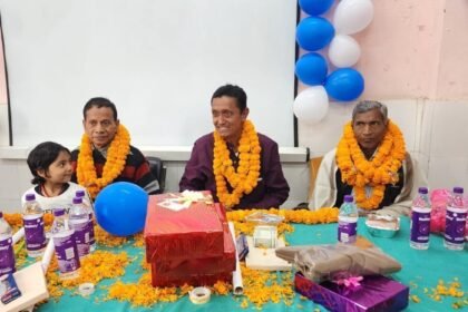 img 20240202 wa00357900399631601620138 फतेहपुर सामुदायिक स्वास्थ्य केंद्र में सेवानिर्वित तीन कर्मचारियों को दी गई विदाई