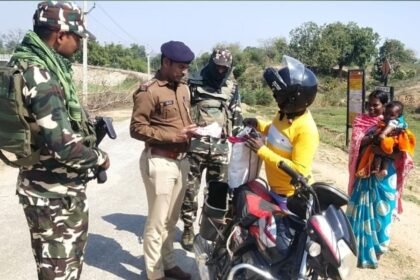 20240305 1604194725745115571187747 लोकसभा चुनाव की सुरक्षा के लिए एसएसबी और गुरपा पुलिस का संयुक्त वाहन जांच अभियान