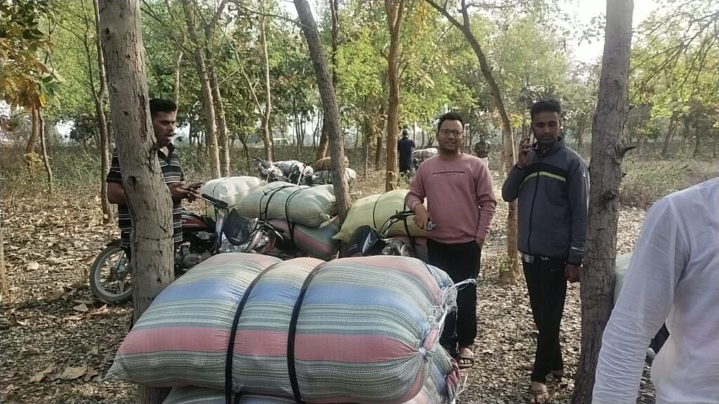 अवैध शराब तस्करी के खिलाफ गया पुलिस की बड़ी कार्रवाई, भारी मात्रा में देशी शराब लदे 9 बाइक जब्त 3 img 20240316 wa00143688271292452299694 अवैध शराब तस्करी के खिलाफ गया पुलिस की बड़ी कार्रवाई, भारी मात्रा में देशी शराब लदे 9 बाइक जब्त