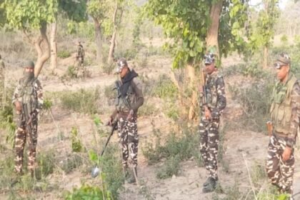 20240615 1551065072301686766772547 नक्सल प्रभावित गुरपा क्षेत्र में एसएसबी और पुलिस का संयुक्त ऑपरेशन जारी
