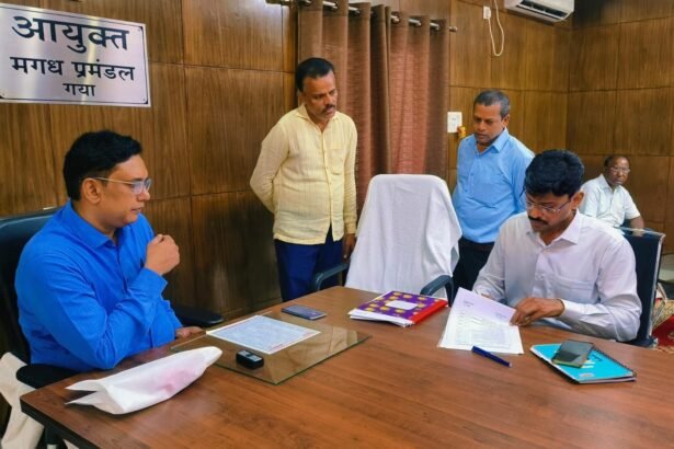 img 20240816 wa00267175557625113711838 गया के डीएम ने संभाला प्रमंडलीय आयुक्त का प्रभार