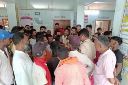 img 20240824 wa00719154681774777903773 डायरिया से मरीज की मौत पर अस्पताल में हंगामा, परिजनों ने OPD सेवा बंद कराई