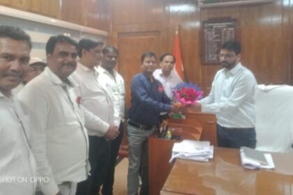 img 20250326 wa00206025063712658323909 ईस्ट सेंट्रल रेलवे कर्मचारी यूनियन की मंडल स्तरीय बैठक में संगठन की मजबूती तथा भविष्य की रणनीति पर चर्चा