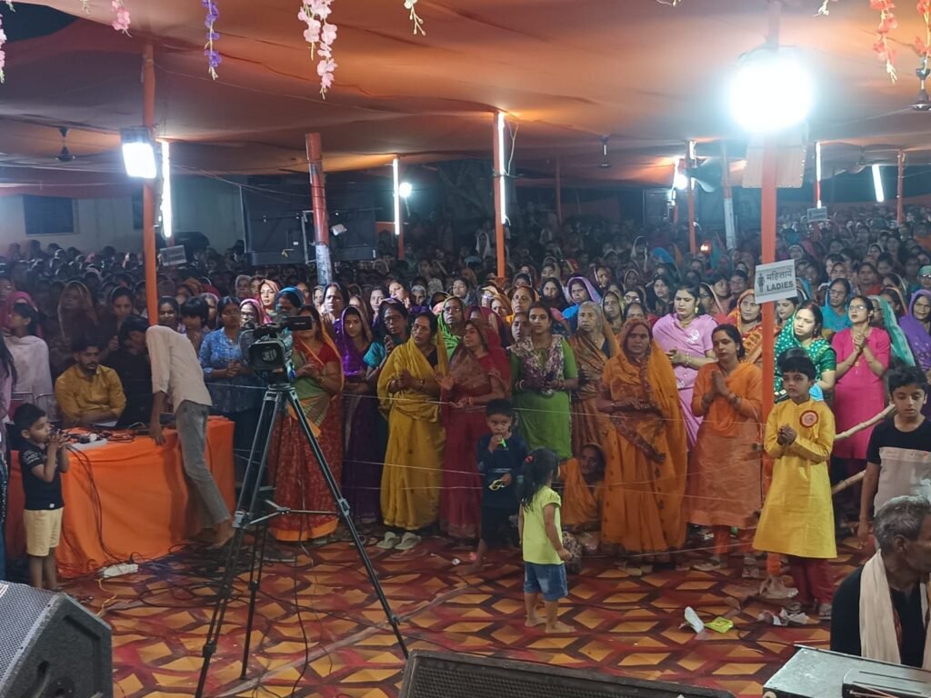 नारी का सम्मान करना हर मनुष्य का परम कर्तव्य है: स्वामी पुरूषोत्तमाचार्य जी महाराज 2 img 20250327 wa00348622273728364646926 नारी का सम्मान करना हर मनुष्य का परम कर्तव्य है: स्वामी पुरूषोत्तमाचार्य जी महाराज