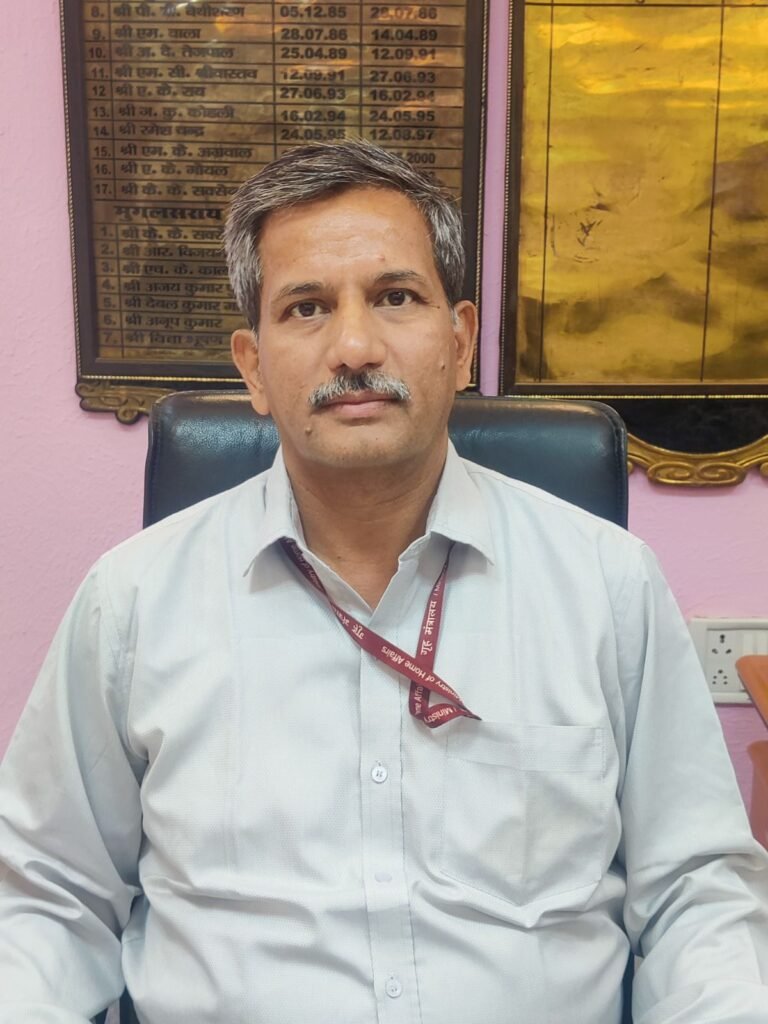 उदय सिंह मीना ने डीडीयू के नए डीआरएम के रूप में संभाला कार्यभार 1 image editor output image 1519857200 17448196903271213663840304493110 उदय सिंह मीना ने डीडीयू के नए डीआरएम के रूप में संभाला कार्यभार