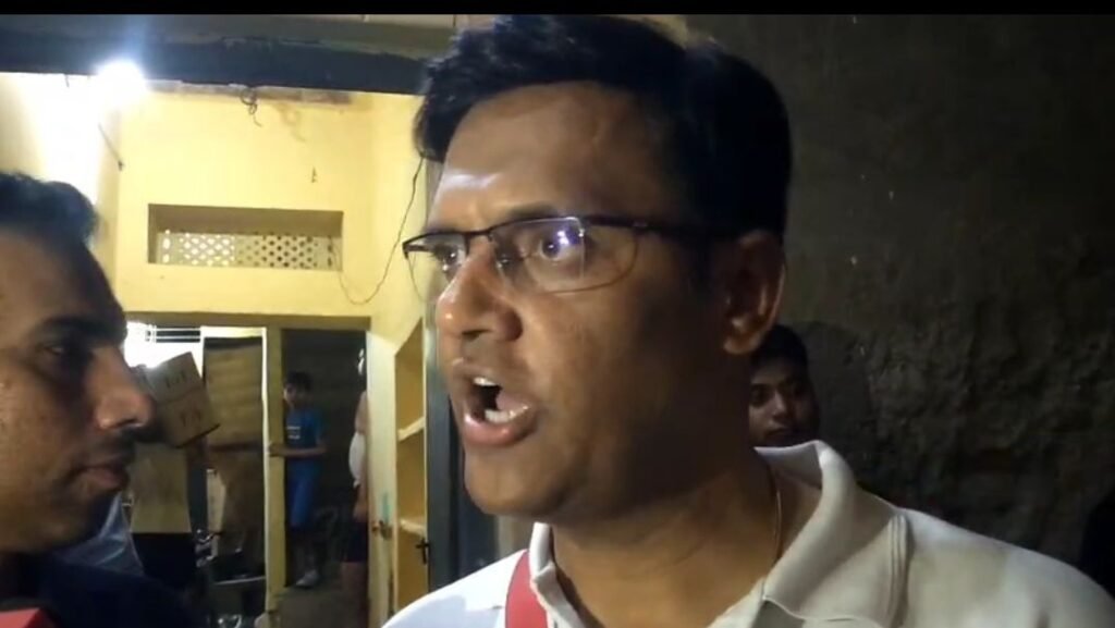 ब्रेकिंग न्यूज़: गया शहर के दो स्थानों पर सेंट्रल ब्यूरो ऑफ नारोकोटिक्स विभाग की चल रही है छापेमारी, मध्य प्रदेश से आई टीम की बड़ी कार्रवाई, लाखों की दवाइयां जब्त 2 image editor output image 2032458545 17477516920996418046657680325450 ब्रेकिंग न्यूज़: गया शहर के दो स्थानों पर सेंट्रल ब्यूरो ऑफ नारोकोटिक्स विभाग की चल रही है छापेमारी, मध्य प्रदेश से आई टीम की बड़ी कार्रवाई, लाखों की दवाइयां जब्त