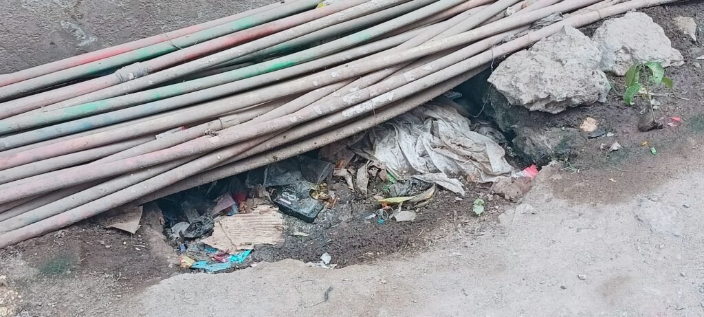 वार्ड पार्षद ने नल जल योजना में हो रही गड़बड़ी व लापरवाही पर जताया रोष, आंदोलन की चेतावनी 1 image editor output image 689919082 17495294707502718845714849503874 वार्ड पार्षद ने नल जल योजना में हो रही गड़बड़ी व लापरवाही पर जताया रोष, आंदोलन की चेतावनी
