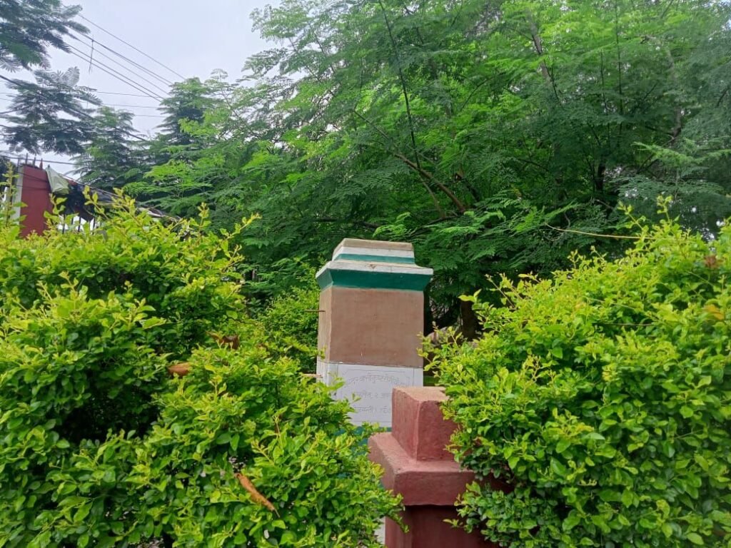 गयाजी में बापू की प्रतिमा को उखाड़ कर ले गए अपराधी, संगमरमर से बनी प्रतिमा को रोगियों ने किया था स्थापित 1 image editor output image 143957549 17518607533272274456441268799850 गयाजी में बापू की प्रतिमा को उखाड़ कर ले गए अपराधी, संगमरमर से बनी प्रतिमा को रोगियों ने किया था स्थापित