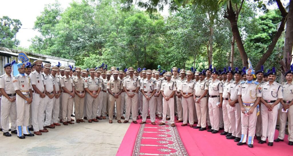 47 बटालियन सीआरपीएफ ने धूमधाम से मनाया 87 वां स्थापना दिवस, शहीद जवानों को दी गई श्रद्धांजलि 1 image editor output image 618094001 17536303377171288891146421092386 47 बटालियन सीआरपीएफ ने धूमधाम से मनाया 87 वां स्थापना दिवस, शहीद जवानों को दी गई श्रद्धांजलि