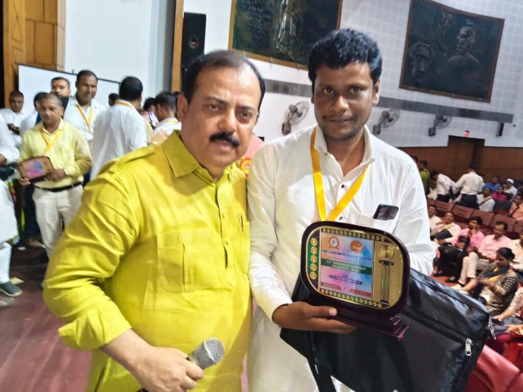 image editor output image 1726750485 1757854122503885745555344036637 पटना में गया जी के रेवाड़ा निवासी वसीम अंसारी लगातार तीसरी बार हुए सम्मानित