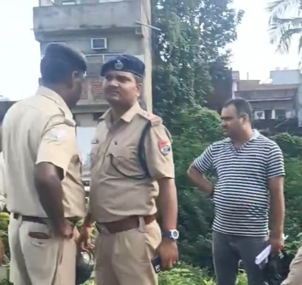 ब्रेकिंग न्यूज: ट्रेन की चपेट में आने से एक युवक की संदेहास्पद मौत, मामले की जाँच में जुटी पुलिस 1 image editor output image1651022105 17589686938697530513637314050312 ब्रेकिंग न्यूज: ट्रेन की चपेट में आने से एक युवक की संदेहास्पद मौत, मामले की जाँच में जुटी पुलिस