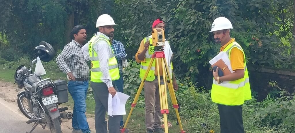 डीएफसीसी रेल लाइन बिछाए जाने के पहले मेजर ब्रिज का होगा निर्माण, गया-पटना रेलखंड पर किया गया सर्वे 1 image editor output image 1041060528 17600274254958532447011441323101 डीएफसीसी रेल लाइन बिछाए जाने के पहले मेजर ब्रिज का होगा निर्माण, गया-पटना रेलखंड पर किया गया सर्वे