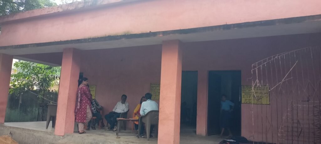 image editor output image 2075539365 17619139665447186492123543319397 गया शहर का एक ऐसा विद्यालय, न तो पीने का पानी और ना ही शौचालय, छात्र और शिक्षक दोनों चिंतित