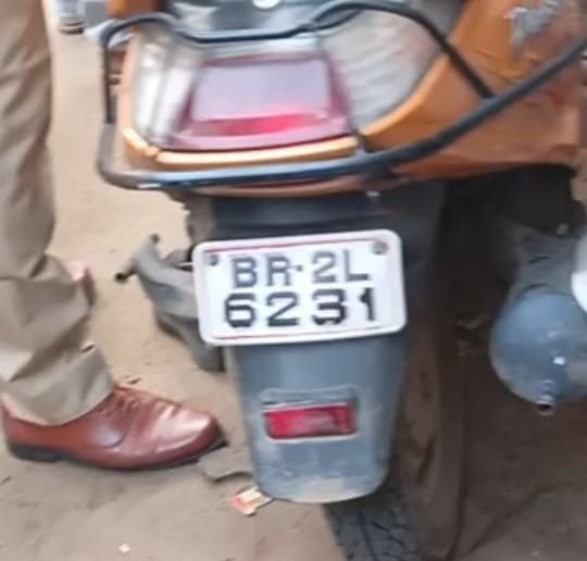 छोटकी नवादा गांधी मोड़ के पास हुए सड़क हादसे में मरने वाले युवक की हुई पहचान, मानपुर पटवा टोली का था रहने वाला 1 image editor output image 135089512 17633980531053563331121305702717 छोटकी नवादा गांधी मोड़ के पास हुए सड़क हादसे में मरने वाले युवक की हुई पहचान, मानपुर पटवा टोली का था रहने वाला