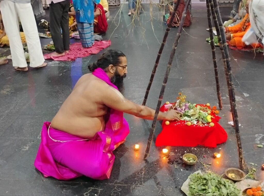 हर्षोल्लास व वैदिक मंत्रोच्चारण के बीच तुलसी विवाह महोत्सव संपन्न 1 image editor output image 328464709 17621820991275118609919256334676 हर्षोल्लास व वैदिक मंत्रोच्चारण के बीच तुलसी विवाह महोत्सव संपन्न