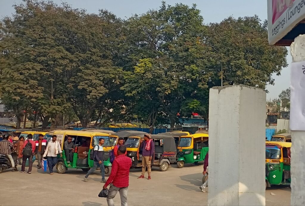 image editor output image 1185615606 17648452327713826035949489251728 ऑटो स्टैंड: होगी अनियमितता की जांच, ये देखेंगे शर्तों के अनुसार वसूली हो रही है या नहीं