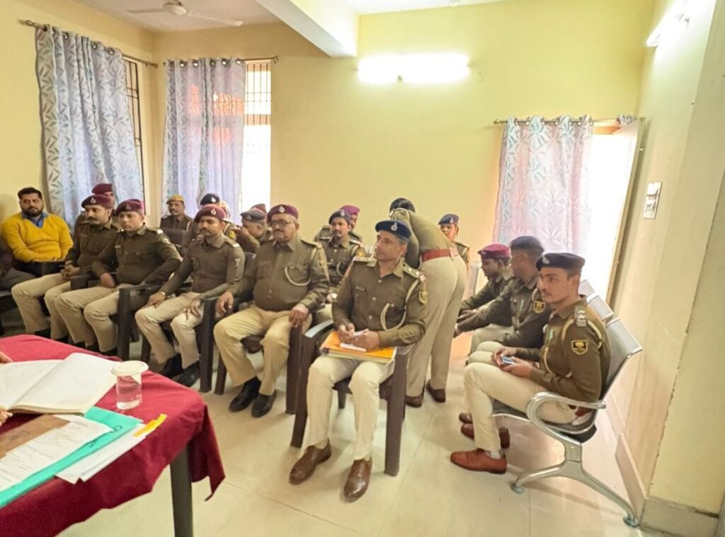 रेल एसएसपी ने कहा-कानून से ऊपर कोई नहीं,पुलिसकर्मी भी बच नहीं पाएंगे, कांडों की हुई गहन समीक्षा 2 image editor output image1882702839 17684883442928789757034998661268 रेल एसएसपी ने कहा-कानून से ऊपर कोई नहीं,पुलिसकर्मी भी बच नहीं पाएंगे, कांडों की हुई गहन समीक्षा