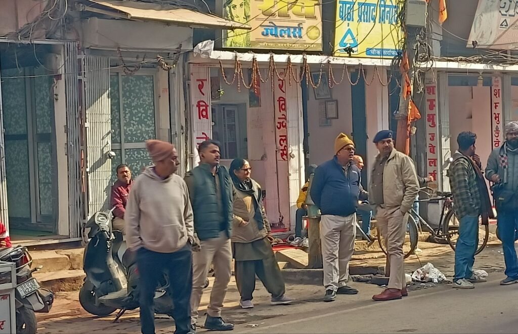 क्या बांटने के लिए लूटे गए 'सोने के बार' की कटिंग कराई गई? बिनोद बरनवाल का इकबालिया बयान न्यायालय में दर्ज 2 image editor output image332090004 17679666826435859982052245070499 क्या बांटने के लिए लूटे गए 'सोने के बार' की कटिंग कराई गई? बिनोद बरनवाल का इकबालिया बयान न्यायालय में दर्ज