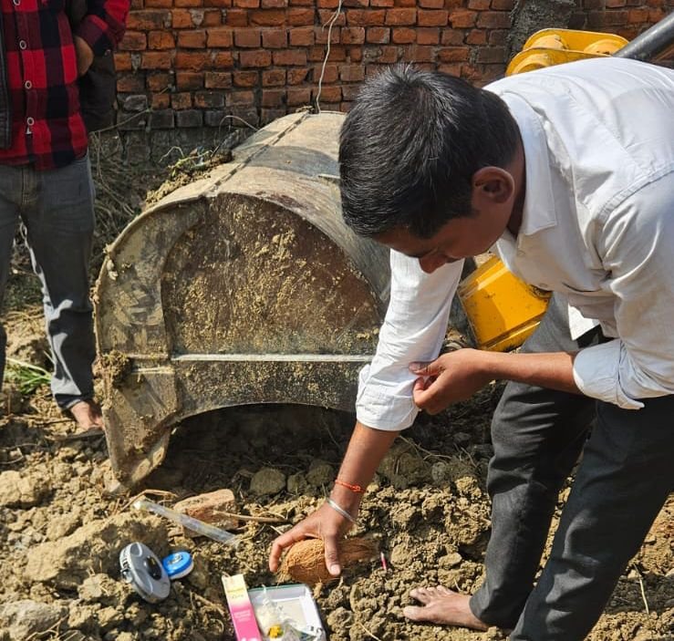 image editor output image1669623700 17702945291706890070480804203129 बागेश्वरी रेलवे गुमटी के पास आरओबी निर्माण को लेकर बेस कैंप&nbsp; का हुआ भूमि पूजन