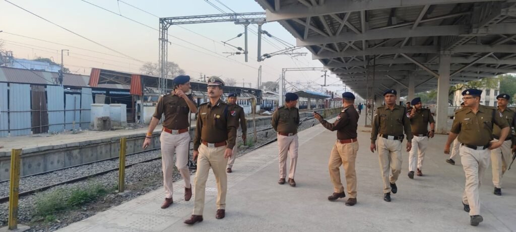 img 20260314 wa00523996813175453138882 रेल आईजी ने अनुशासन एवं बेहतर समन्वय के साथ कर्तव्यों के निर्वहन का दिया निर्देश