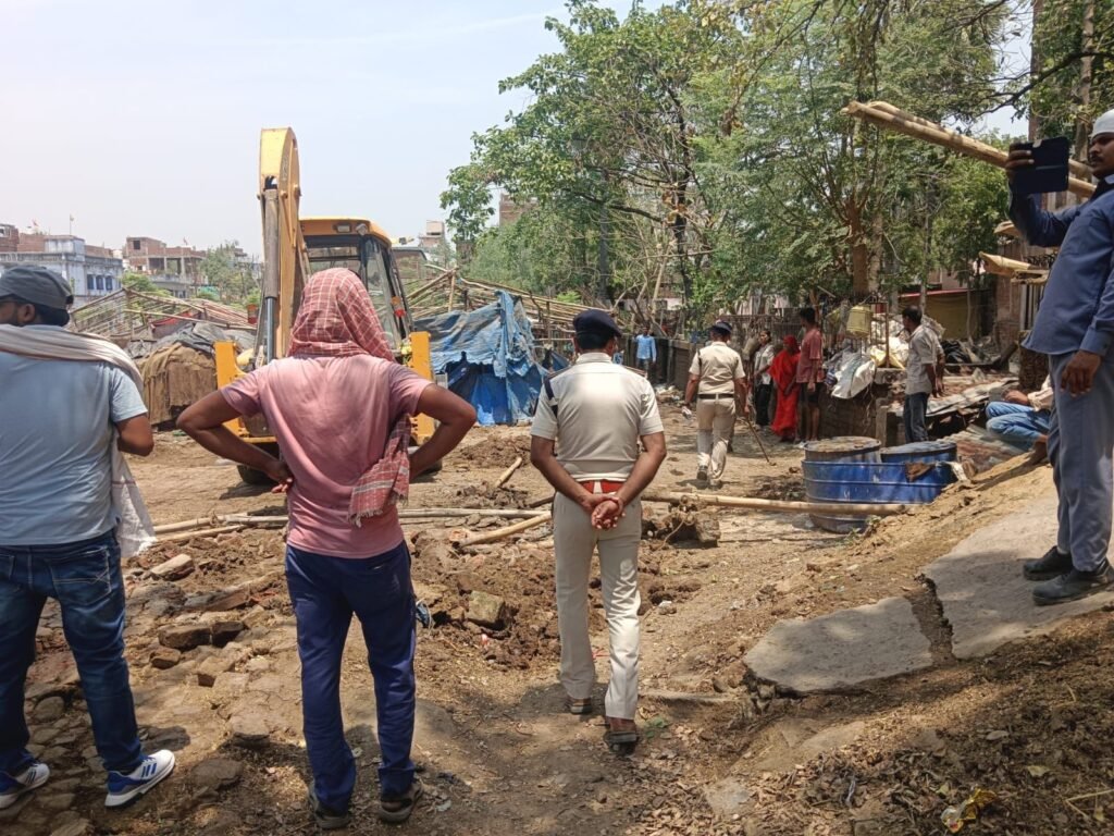 image editor output image 370035460 17768520651803124005560154202305 रेलवे की जमीन से हटाया गया अतिक्रमण, एक करोड़ से अधिक की संपत्ति मुक्त