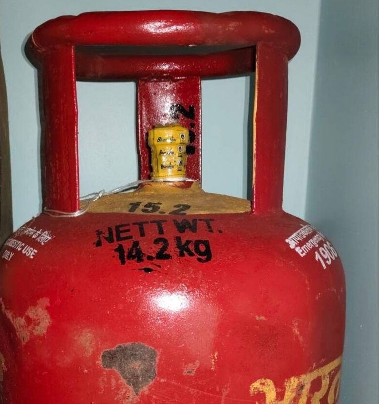 image editor output image1648808361 17757353353253343212186791557093 गया जिले में घरेलू गैस की पर्याप्त उपलब्धता, आपूर्ति व्यवस्था पर प्रशासन की सख्त नजर