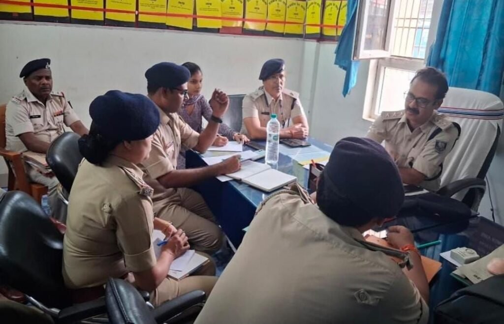 गया रेल थाना के सात मामलों में 07 अभियुक्तों को सजा, रेल पुलिस की प्रभावी कार्रवाई, देखें किसे किस जुर्म में... 1 image editor output image222540221 17760495250791118857408749467699 गया रेल थाना के सात मामलों में 07 अभियुक्तों को सजा, रेल पुलिस की प्रभावी कार्रवाई, देखें किसे किस जुर्म में...