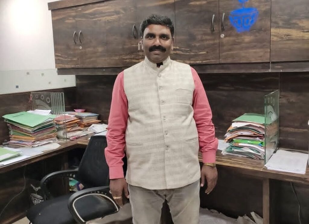 गया में नौकरी दिलाने के नाम पर विधवा का शोषण, दंपति पर प्राथमिकी दर्ज, आरोपी कार्यस्थल से 'गायब' 1 image editor output image 1135606565 17792524253721967639593874508934 गया में नौकरी दिलाने के नाम पर विधवा का शोषण, दंपति पर प्राथमिकी दर्ज, आरोपी कार्यस्थल से 'गायब'