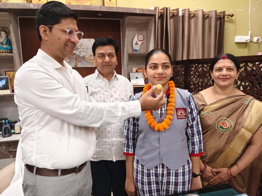 image editor output image 1977049507 17787542076085328696215961694170 प्रतिभा का सम्मान:पीएमश्री केंद्रीय विद्यालय संख्या-1 गया जी का शानदार परिणाम, माही कुमारी ने 99.8% अंक लाकर केवीएस का बढ़ाया मान