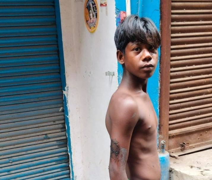 नगर निगम गया जी में बालश्रम का खुला खेल: नालियों में उतारे जा रहे अबोध बच्चे, कौन जिम्मेदार? 4 image editor output image 564787950 1779619283983249708627125071943 नगर निगम गया जी में बालश्रम का खुला खेल: नालियों में उतारे जा रहे अबोध बच्चे, कौन जिम्मेदार?