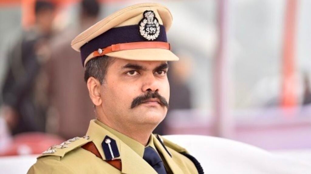 विकास वैभव बने मगध क्षेत्र के पुलिस महानिरीक्षक, क्षत्रनील सिंह को गृह विभाग भेजा गया 1 image editor output image222456922 177841445446271432564313695549 विकास वैभव बने मगध क्षेत्र के पुलिस महानिरीक्षक, क्षत्रनील सिंह को गृह विभाग भेजा गया