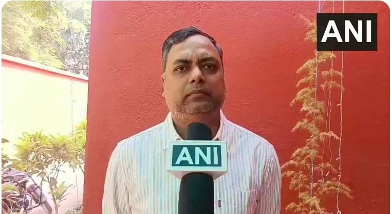 पाटलिपुत्र स्टेशन पर पथराव: CPRO सरस्वती चंद्र बोले- '150 उपद्रवी छात्रों ने किया हंगामा, 5:47 बजे रवाना हुई कटिहार स्पेशल ट्रेन, हालात सामान्य' 1 image editor output image 2011746893 17814237945556188709638765697947 पाटलिपुत्र स्टेशन पर पथराव: CPRO सरस्वती चंद्र बोले- '150 उपद्रवी छात्रों ने किया हंगामा, 5:47 बजे रवाना हुई कटिहार स्पेशल ट्रेन, हालात सामान्य'