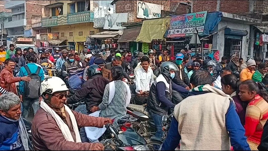 सम्राट चौधरी के गया दौरे से पहले बागेश्वरी ROB पर सवाल: 100 करोड़ मंजूर, टेंडर पूरा, बेस कैंप तैयार… फिर भी धरातल पर काम 'शून्य' 2 image editor output image 600772294 17809774463426663593024432113266 सम्राट चौधरी के गया दौरे से पहले बागेश्वरी ROB पर सवाल: 100 करोड़ मंजूर, टेंडर पूरा, बेस कैंप तैयार… फिर भी धरातल पर काम 'शून्य'