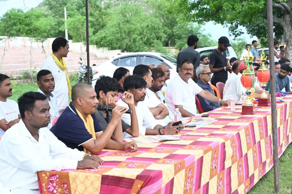 बिहार श्रमजीवी पत्रकार यूनियन की जिला बैठक में संगठन विस्तार, पत्रकार कल्याण ट्रस्ट और राष्ट्रीय आयोजनों पर मंथन 1 image editor output image 632470993 17844700193065519435804444704038 बिहार श्रमजीवी पत्रकार यूनियन की जिला बैठक में संगठन विस्तार, पत्रकार कल्याण ट्रस्ट और राष्ट्रीय आयोजनों पर मंथन