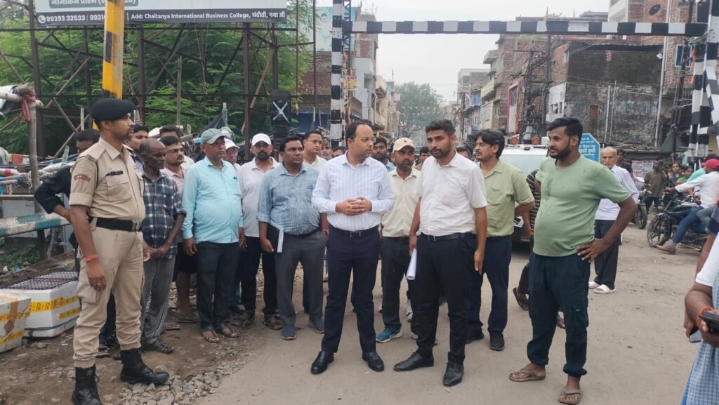 बागेश्वरी आरओबी - एक कलम की जिद और एक मासूम की कुर्बानी की कहानी 2 image editor output image 694346900 1784453069251678433279956583646 बागेश्वरी आरओबी - एक कलम की जिद और एक मासूम की कुर्बानी की कहानी