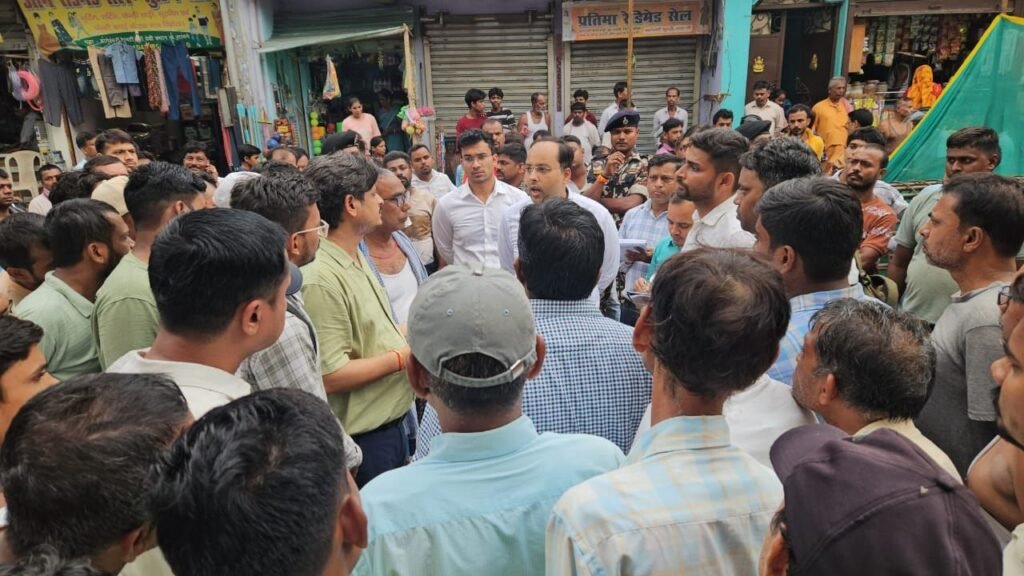 बागेश्वरी गुमटी आरओबी: डीएम के निर्देश पर तेज हुई भूमि अधिग्रहण प्रक्रिया, प्रभावित मकानों की दीवारों पर लगने लगे निशान 2 image editor output image 695270421 17846435575514504469989612269146 बागेश्वरी गुमटी आरओबी: डीएम के निर्देश पर तेज हुई भूमि अधिग्रहण प्रक्रिया, प्रभावित मकानों की दीवारों पर लगने लगे निशान
