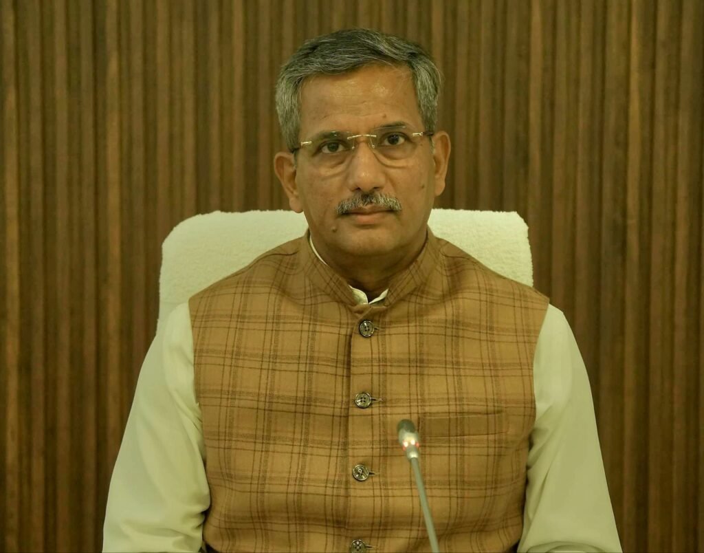 श्रावणी मेला स्पेशल: गया से मधुपुर के लिए 15 दिन चलेगी ट्रेन, DDU मंडल ने की सुरक्षा के पुख्ता इंतजाम 1 image editor output image2035640369 17855055713181690441750215071842 श्रावणी मेला स्पेशल: गया से मधुपुर के लिए 15 दिन चलेगी ट्रेन, DDU मंडल ने की सुरक्षा के पुख्ता इंतजाम