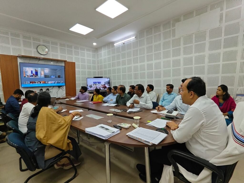 image editor output image1966564056 17863692672237159997651581072049 13 अगस्त को हर घर से निकलेगी तिरंगा यात्रा, अधिक से अधिक जनभागीदारी की अपील, हर प्रखंड को 4000 दिए जाएंगे तिरंगा
